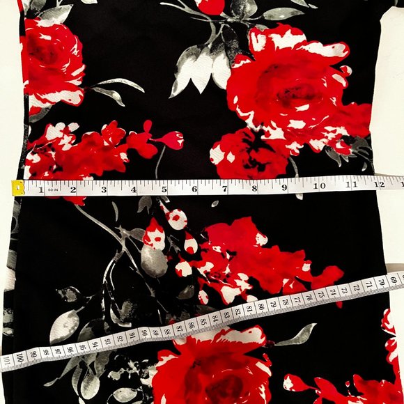 Floral Dress - (Has Some Give / new / Small Size) (free w/purchase) - Picture 9 of 13